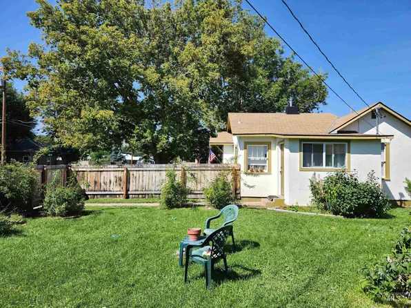 890 Valley Ave, Baker City, OR 97814