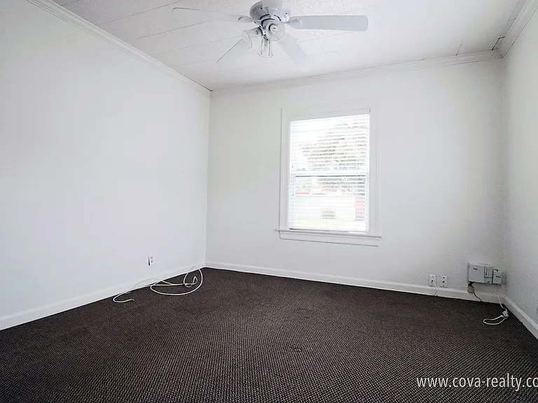 625 Palm Dr — Photo 7