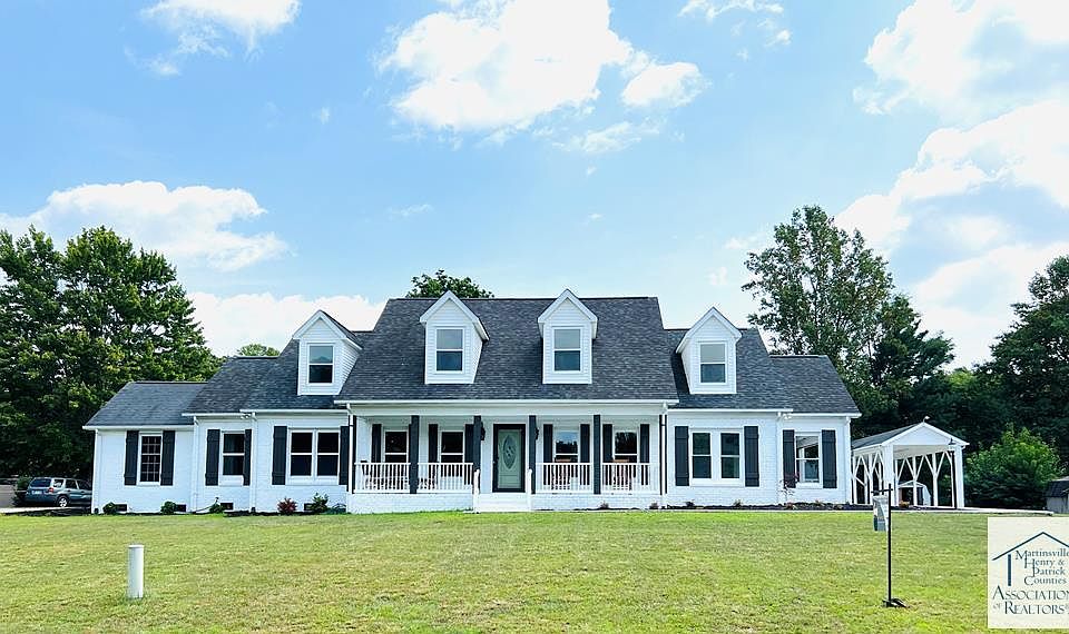1st image of 33 Stonecrest Dr