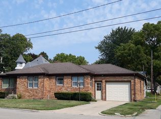 1206 4th St, Mendota, IL 61342