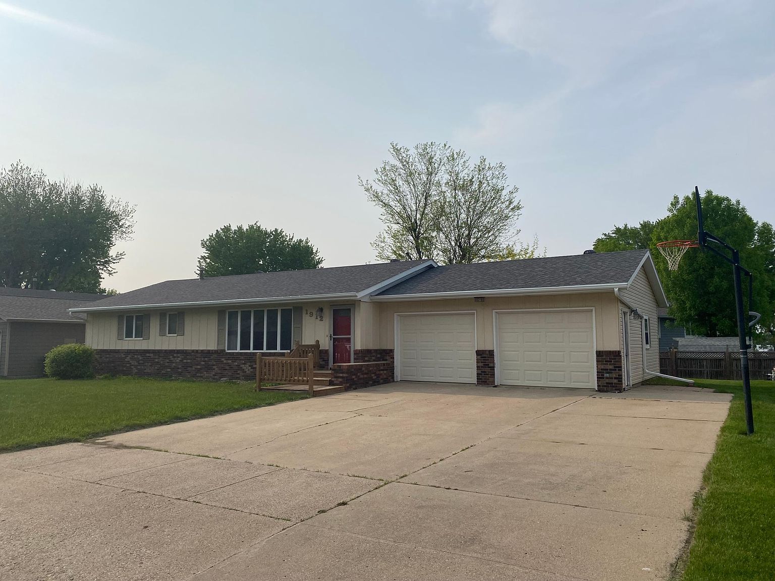 1912 Dorathea Blvd, Worthington, MN 56187 Zillow