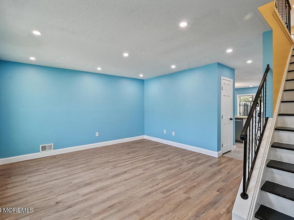 1333 Paris Ct