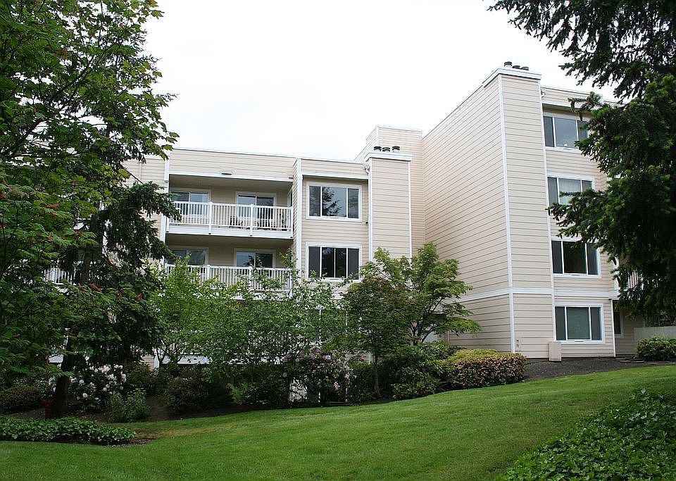 1st image of 2740 76th Ave SE APT 106