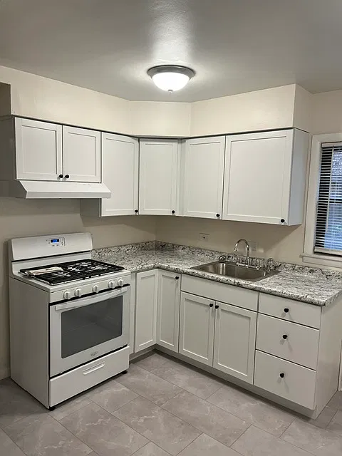 2 bed, 725 sqft, $1,625 — Photo 2
