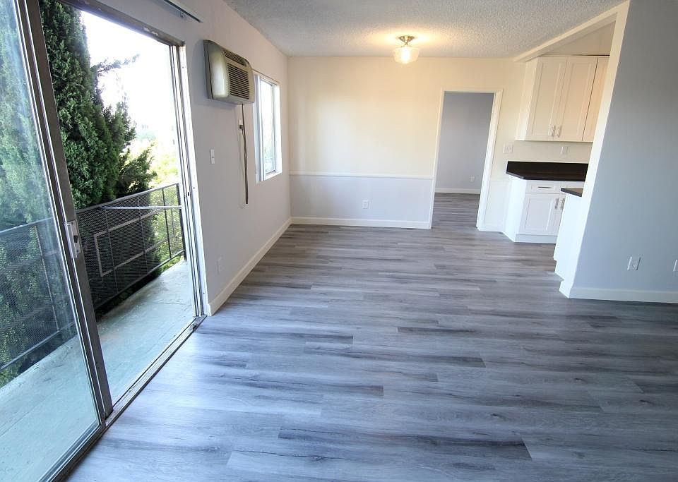 1st image of 4663 Rosewood Ave APT 15