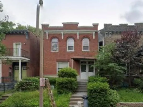 2710 Ann Ave, Saint Louis, MO 63104