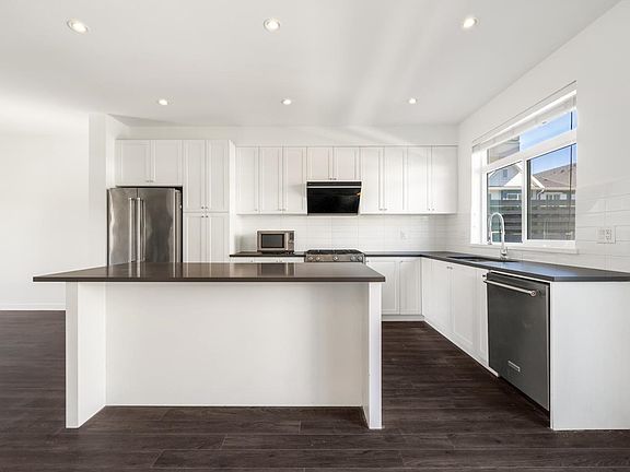 3rd image of 16678 25th Ave #56