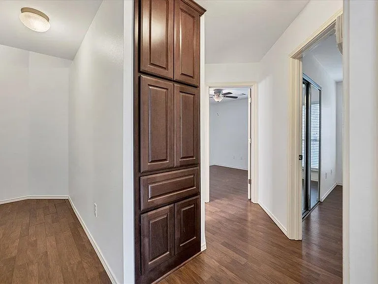 4600 Rivka Cv — Photo 19