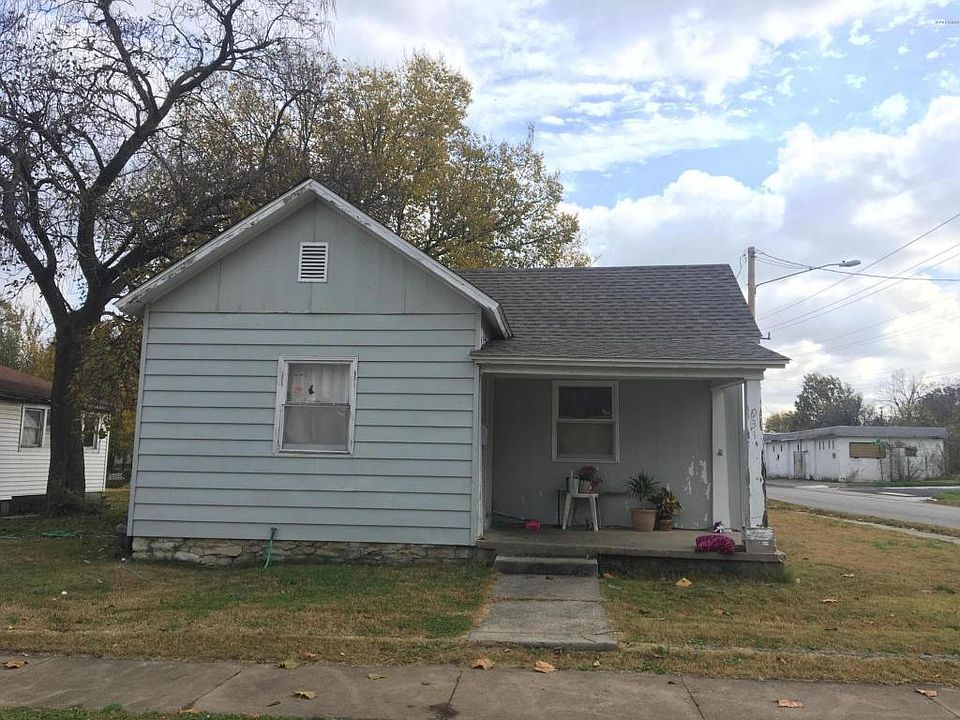 2nd image of 931 S Connor Ave
