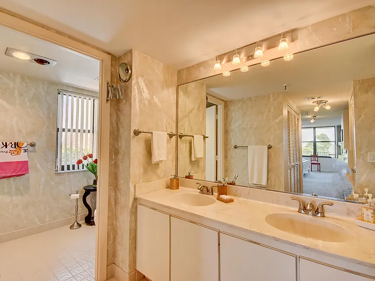 4600 S Ocean Blvd #604 — Photo 12