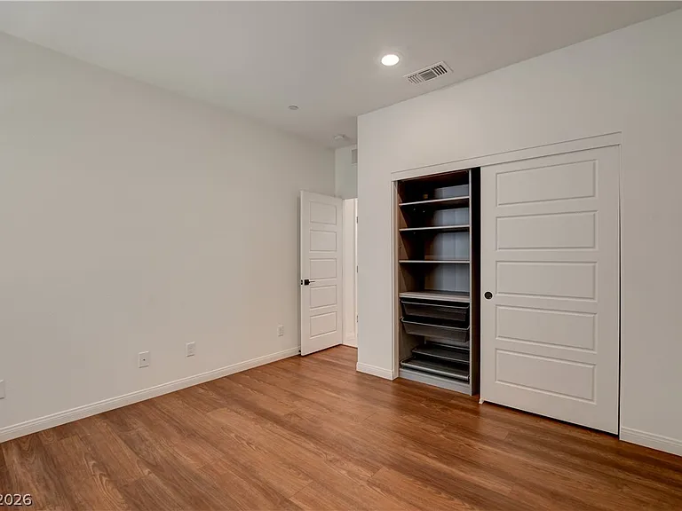 5406 Zacatin Ct — Photo 5