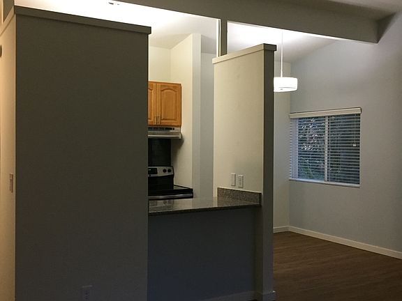 4th image of 9447 166th Ave NE APT 306