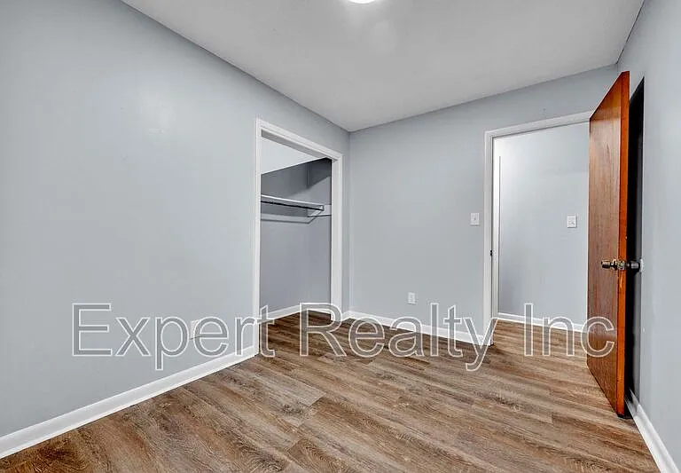 1256 15th St SW — Photo 13
