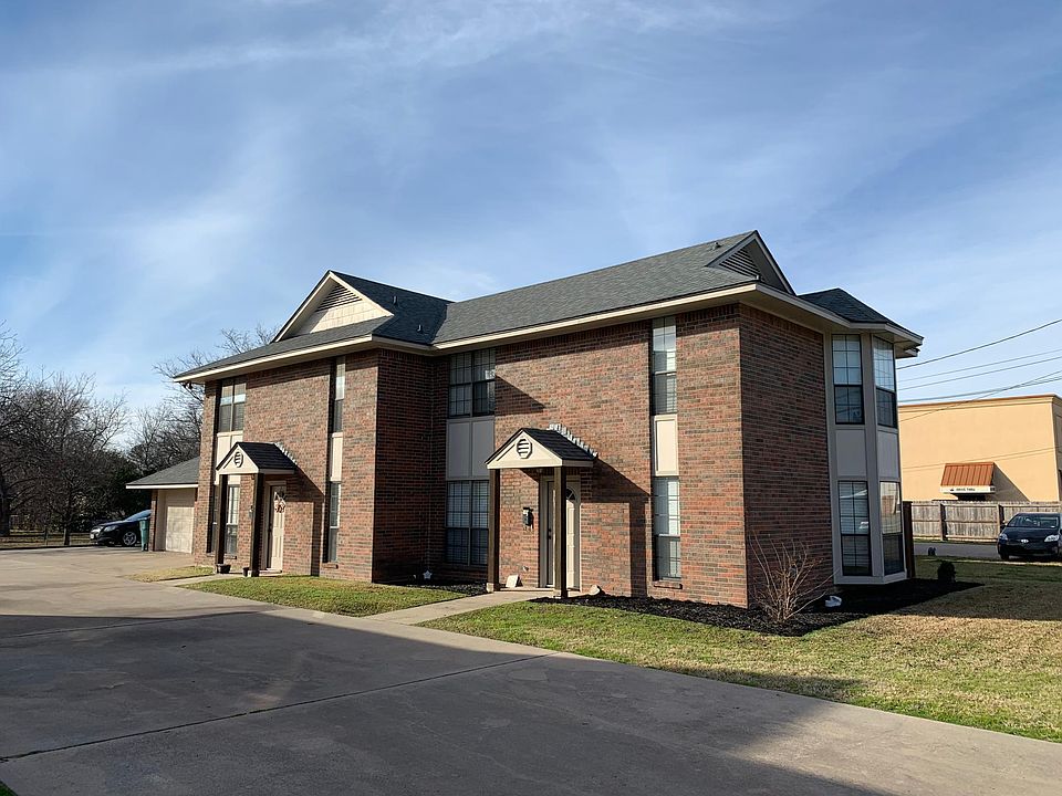 1st image of 1604 N Travis St APT C