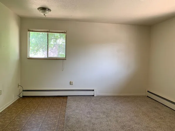 1313 Burton Ct.