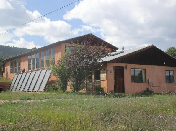 62 Cerro Verde Rd, Eagle Nest, NM 87718