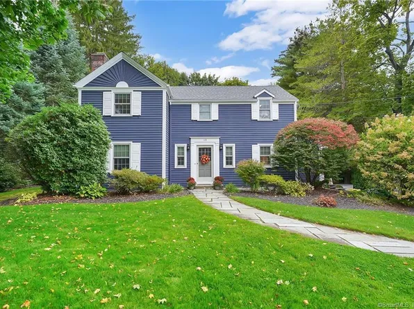 48 High Farms Road, West Hartford, CT 06107