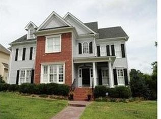 122 Barclay Valley Dr, Cary, NC 27519