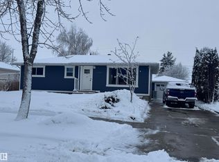 9712 101st Ave, Westlock, AB T7P 1Z4