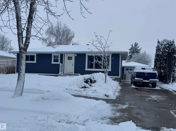 9712 101st Ave, Westlock, AB T7P 1Z4