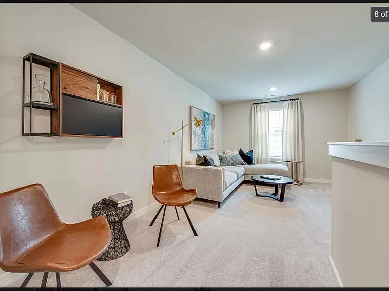 758 Mickelson Way — Photo 20