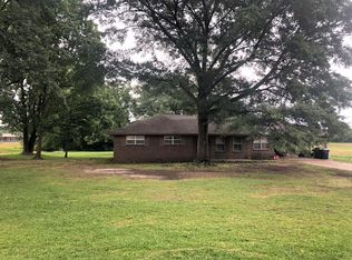 137 Bryant St, Bruce, MS 38915