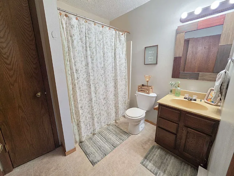 2338 Dorret Rd #D — Photo 23