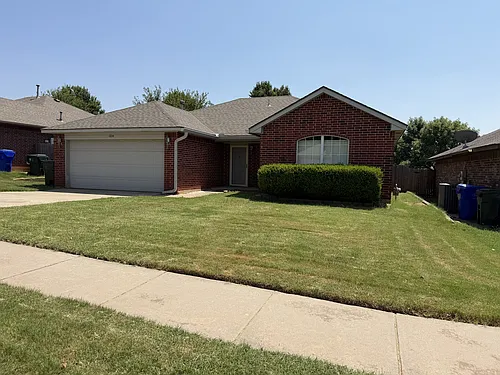 1214 Northern Hills Ln Photo 1