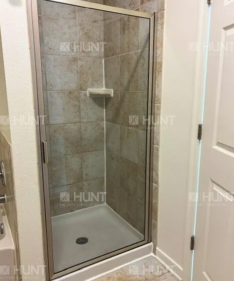 421 New York Dr — Photo 11