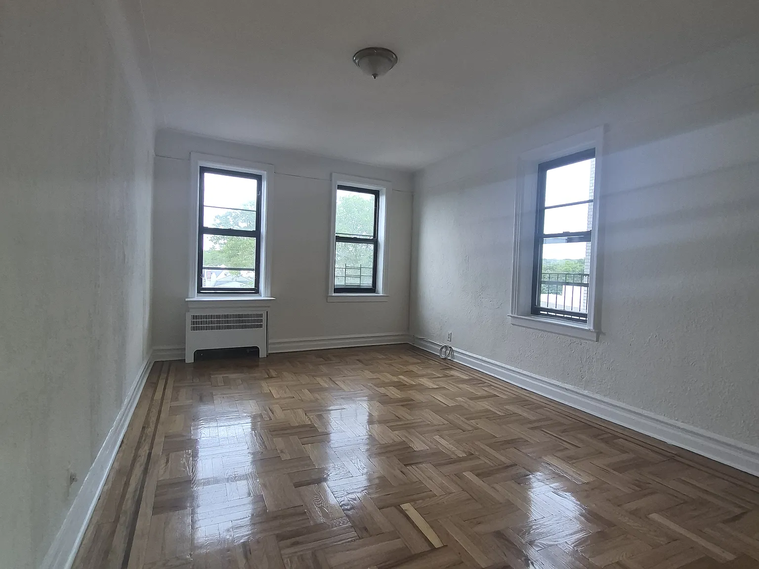 87-60 113th Street — Photo 4