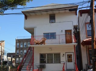6610 Lincoln Pl, West New York, NJ 07093