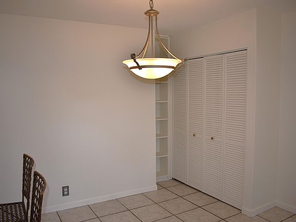 Photo E