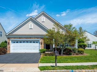 281 Longwood Ln, Franklin Twp., NJ 08873