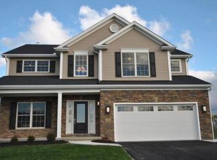 9470 Kristina Cir, Clarence Center, NY 14032