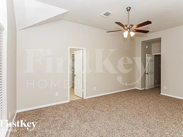 11026 Seminole Spring Ln — Photo 8