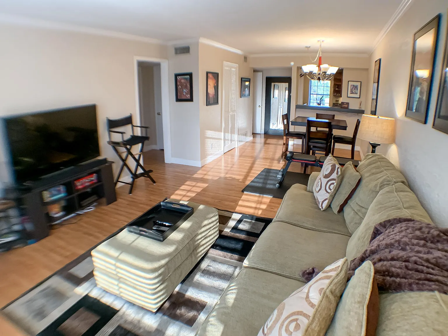 2425 Ashdale Dr — Photo 1