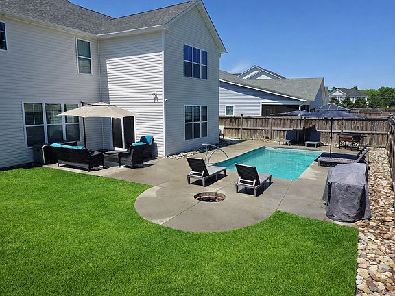 4th image of 6517 Woodlee Ln