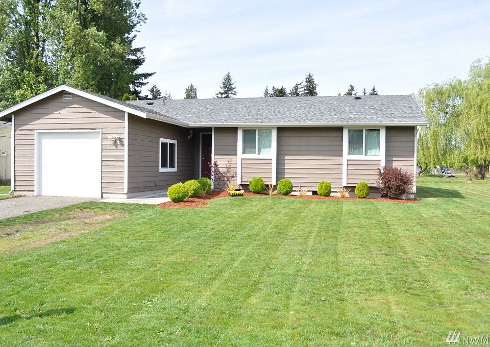 1st image of 5025 110th Pl NE