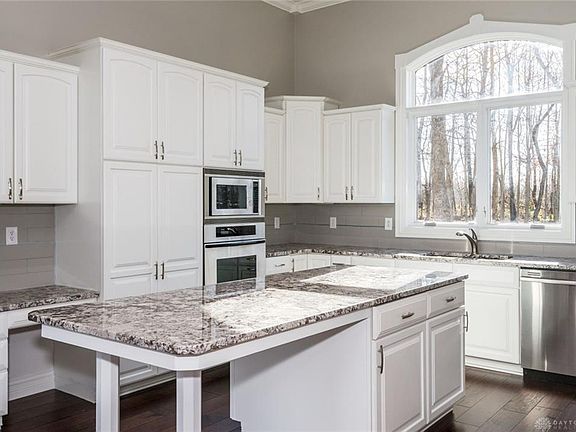 4th image of 2750 Scarborough Pl