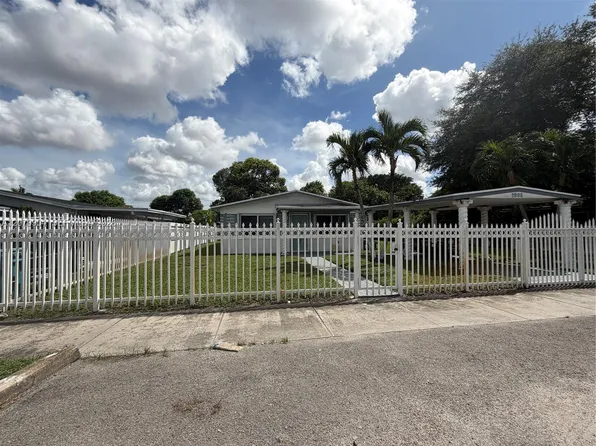 2998 NW 94th St, Miami, FL 33147