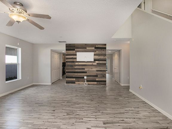 3rd image of 17008 Odessa Dr