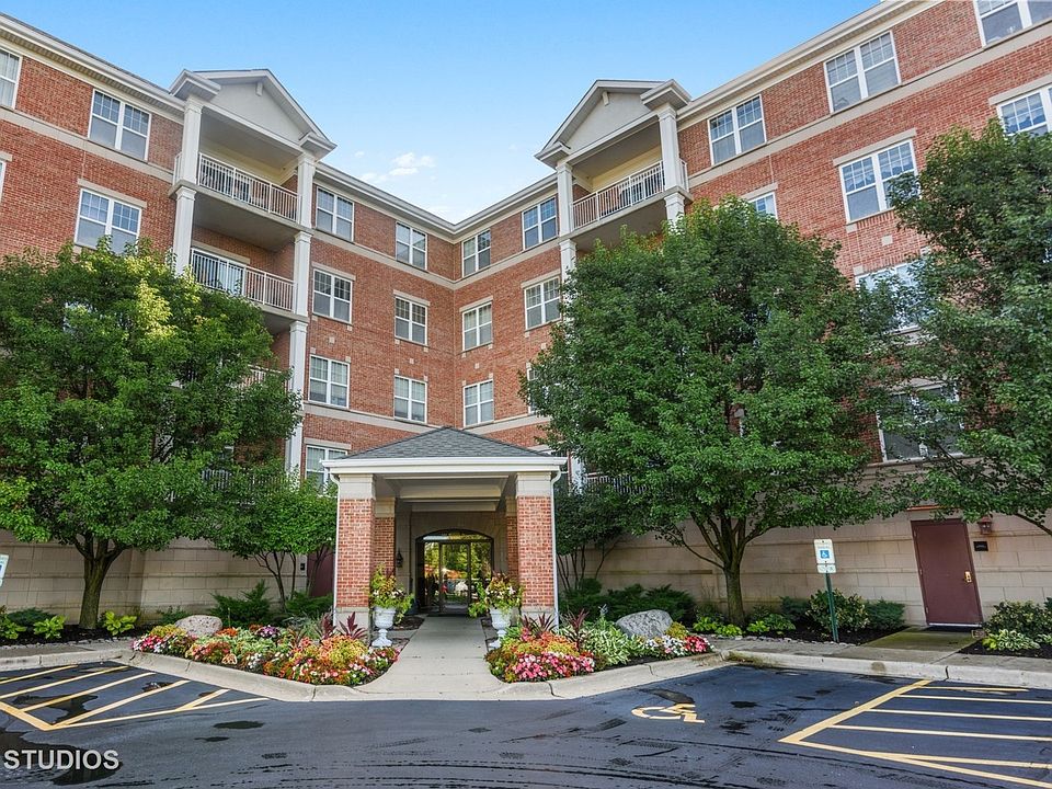 1st image of 101 Pointe Dr Unit 203