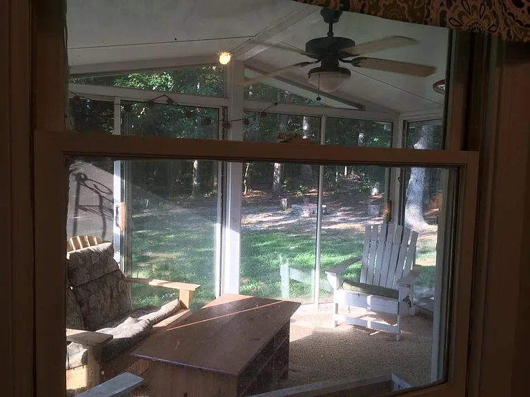 9754 Kendrick Rd — Photo 3