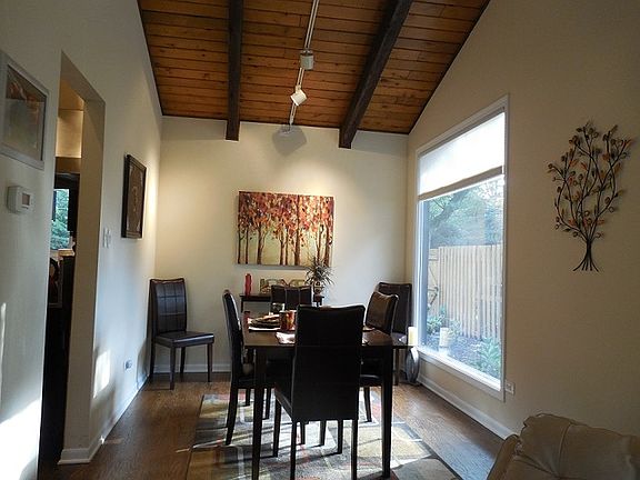 4th image of 8859 W 100th Pl