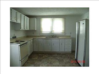 3rd image of 218 N Hamilton St