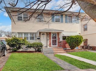 218-41 140th Ave, Jamaica, NY 11413