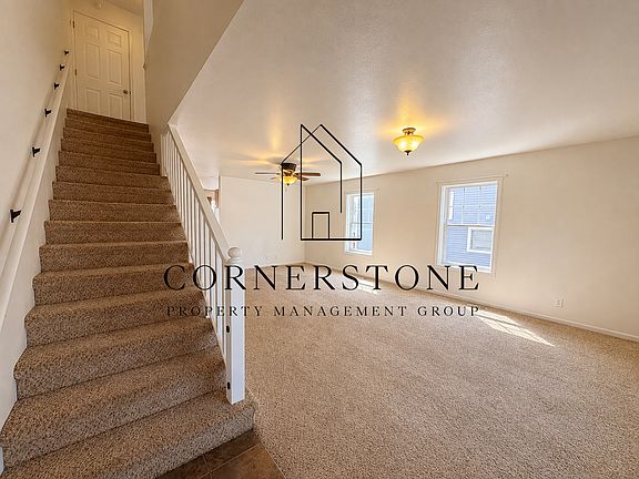 2nd image of 927 4th Ave N