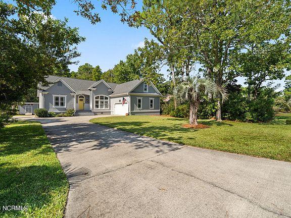 3rd image of 8747 W Telfair Circle
