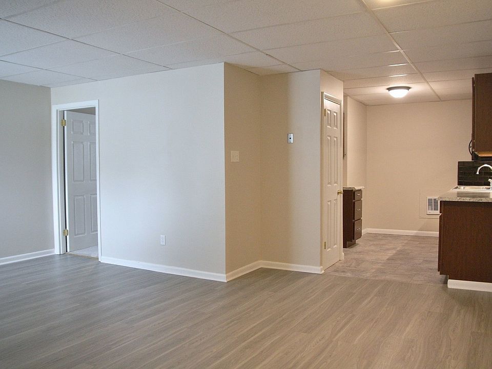 1st image of 411 Geary Ave #425