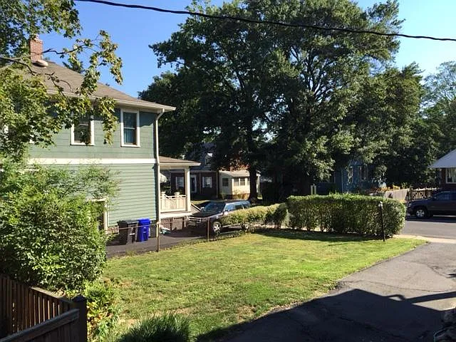 648 N Kenmore St — Photo 9